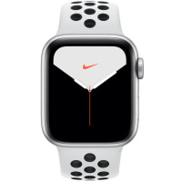 Apple Watch Nike Series 5 (GPS) 40mm Silver Aluminium Case with Pure Platinum / Black Nike Sport Band (MX3R2)